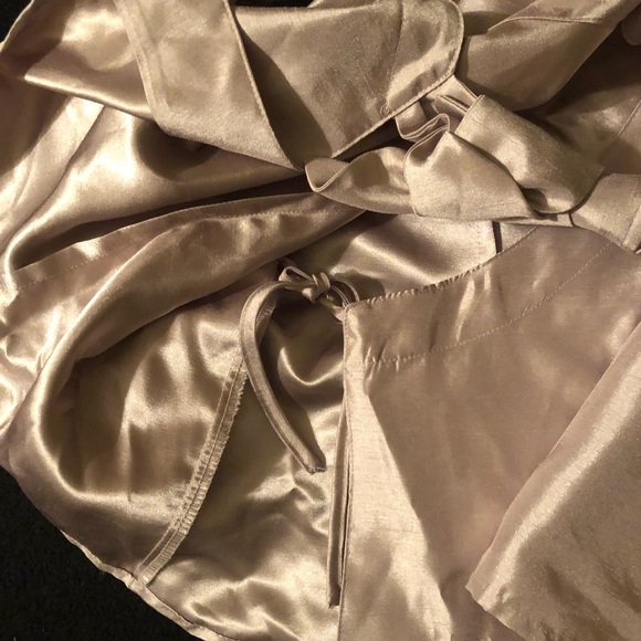 JM Collection Gold Top - Picture 3 of 3